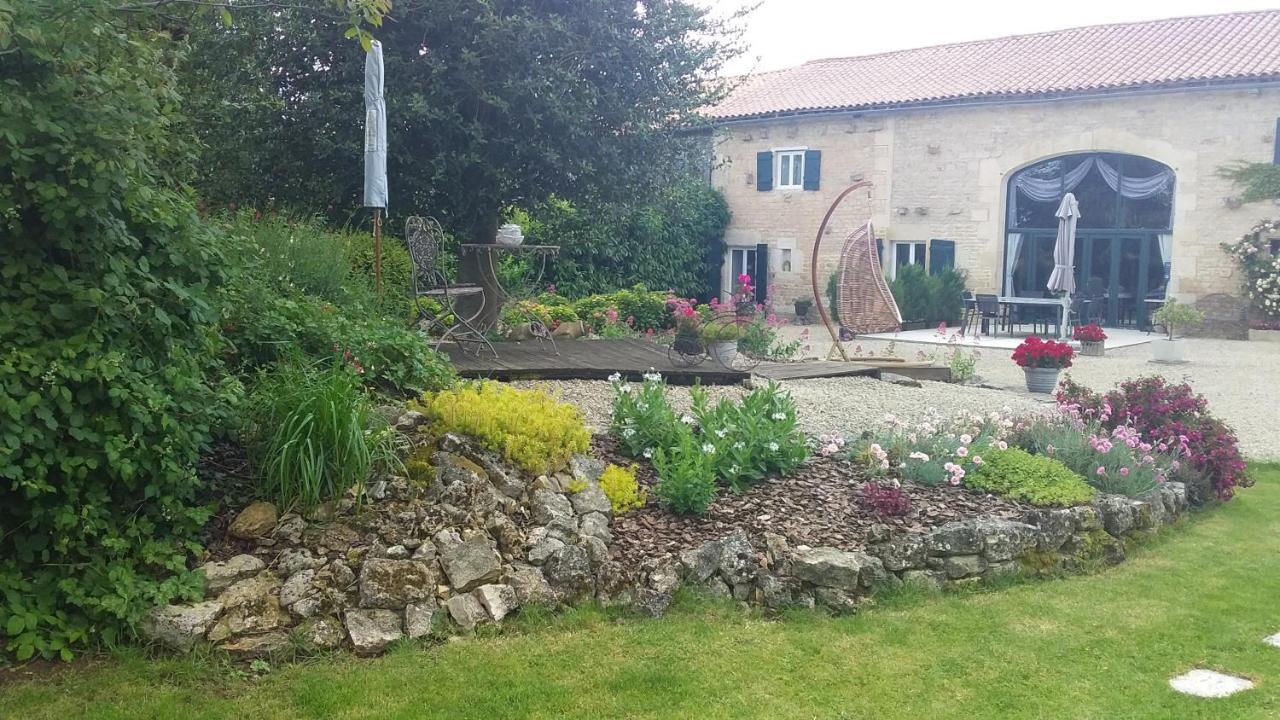 Bed and Breakfast La Grange De Gournay Экстерьер фото